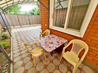 Гостиница Гостевой дом Лето Ейск Дом с 2 спальнями-10