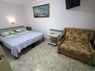 Гостиница Гостевой дом Лето Ейск Апартаменты - 1-й этаж-1